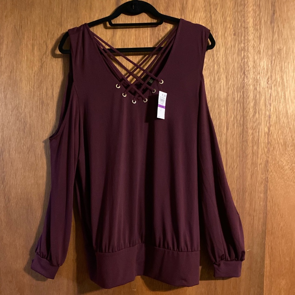 NWT - Thalia Sodi cold Shoulder Top with Criss-Cross Rhinestone Grommets